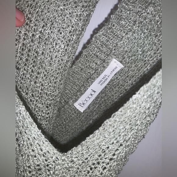 NWOT Becool Sage Green Knit Sleeveless Top - Open Back Twist - Size Medium/Large - Picture 5 of 9
